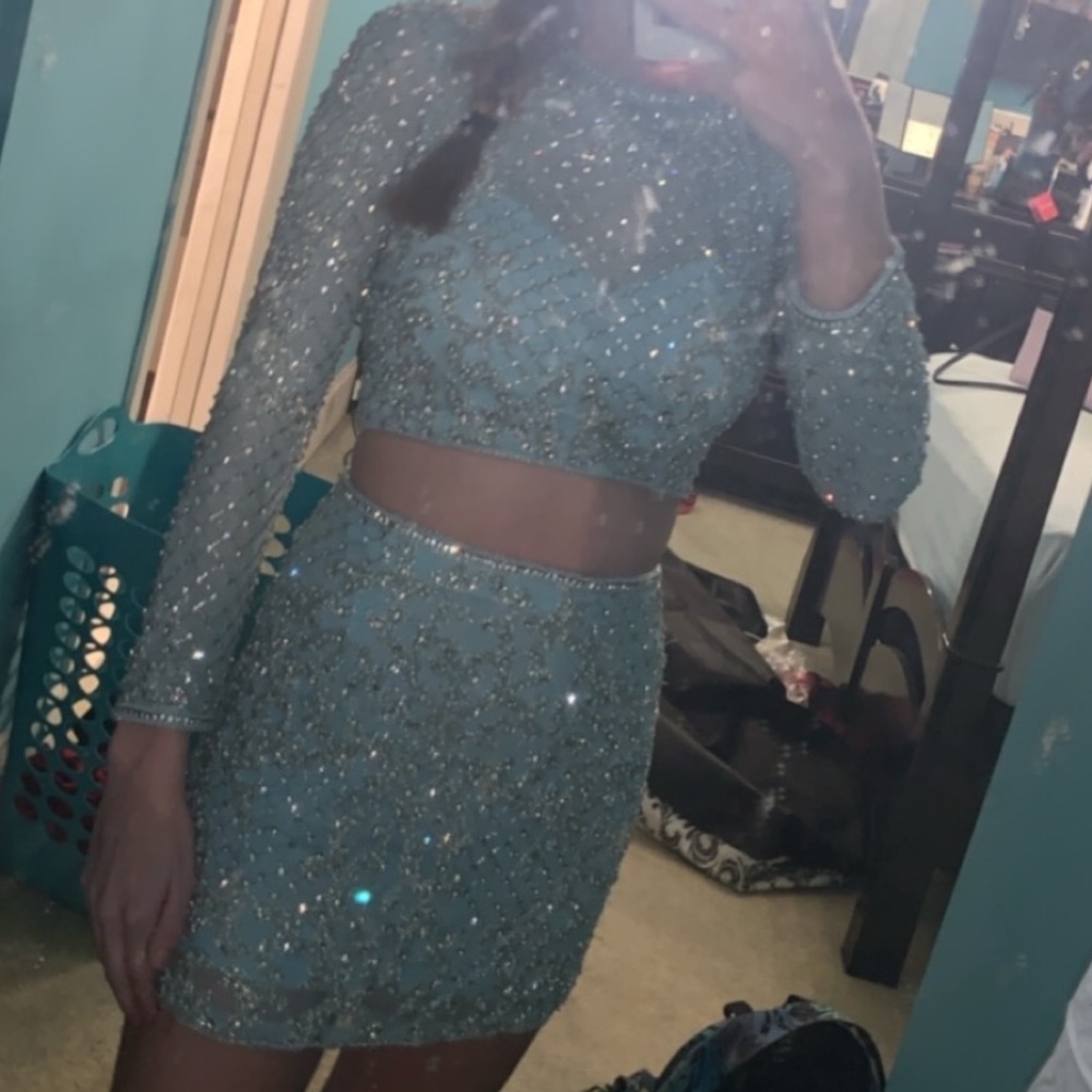 Sherri hill formal dress